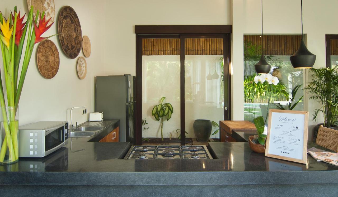 Villa Alice By Villa Finder Seminyak Eksteriør bilde